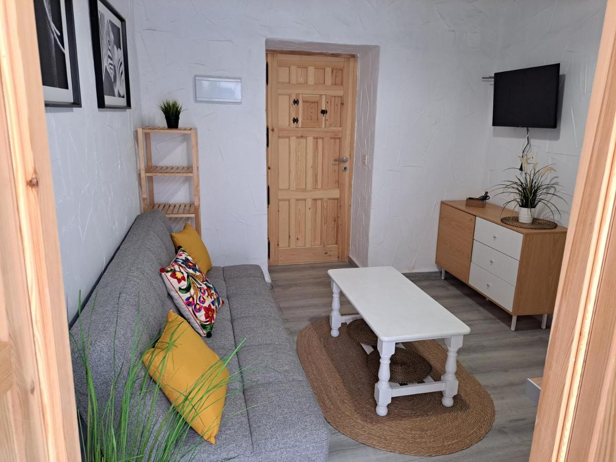 Apartamento La Zarzamora-Patio Privado Apartment Jerez de la Frontera Exterior photo